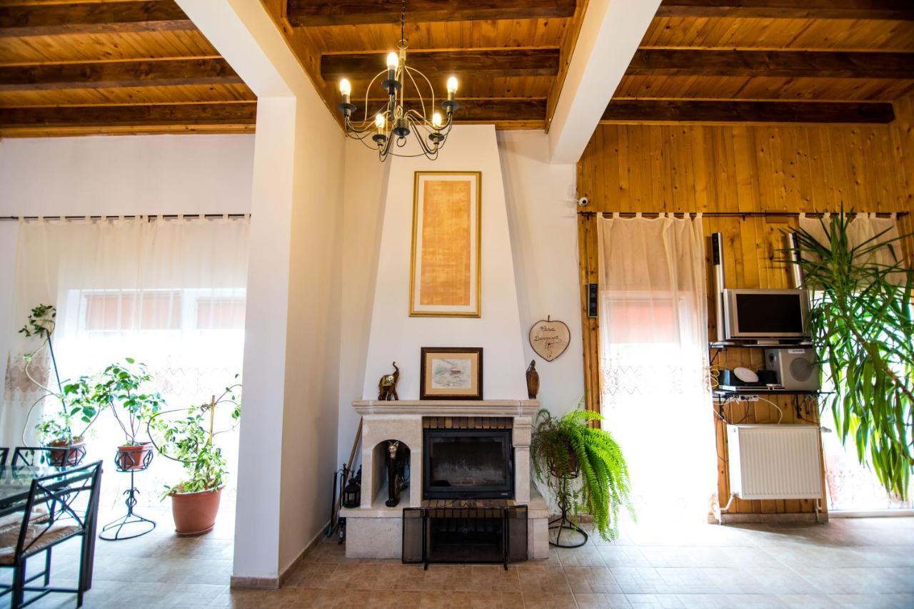 Casa Domneasca Βίλα Baia de Fier Εξωτερικό φωτογραφία