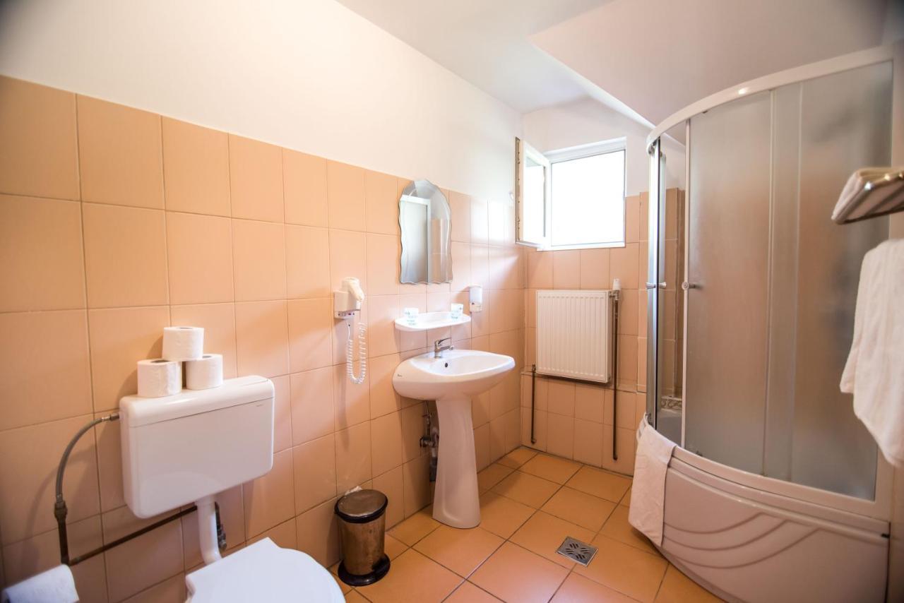 Casa Domneasca Βίλα Baia de Fier Εξωτερικό φωτογραφία